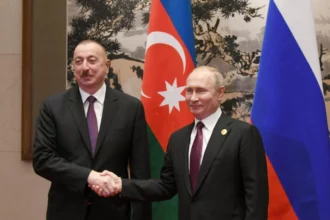Putin Aliyev Ile Telefonda Gorustu Lp9c
